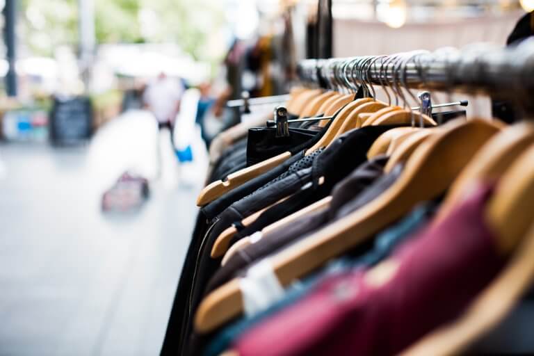 Varejo vive novos tempos com fusões, marketplaces e consolidação digital